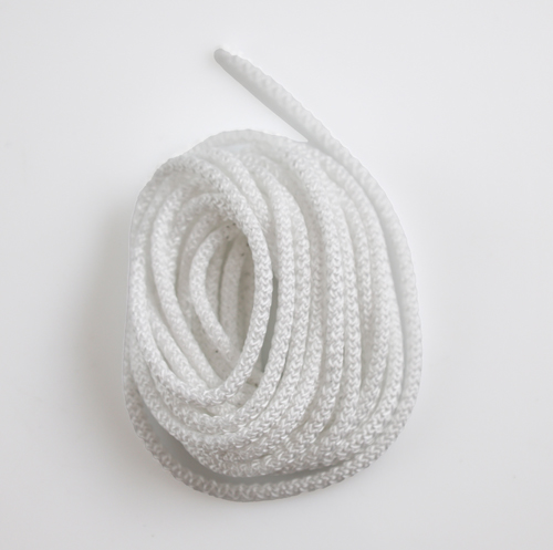 String for Screen mounting in the group Volvo / 140/164 / Body / Window glass/rubber seals / Window glass & rubber seals 164 1969-75 at VP Autoparts AB (000300)