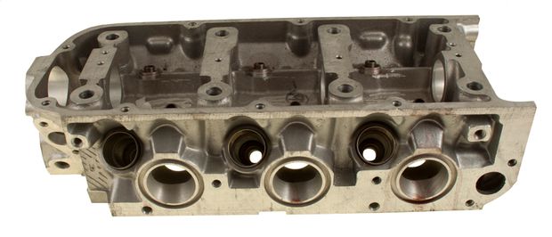 Cylinder head 760 -87 B28A LH in the group Volvo / Engines Volvo / Volvo B28 / Cylinder head B28 at VP Autoparts AB (1218278)