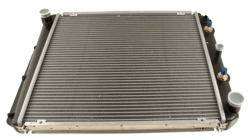 Radiator 240/740 73- automatic gear box in the group Volvo / 740/760/780 / Cooling system / Cooling system 700 B200/B230/B204/B234 at VP Autoparts AB (1336170)