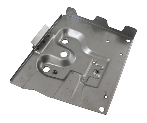 Battery tray 700/900 1990- right in the group Volvo / 940/960 / Body / Cowl section 900 at VP Autoparts AB (1380669)