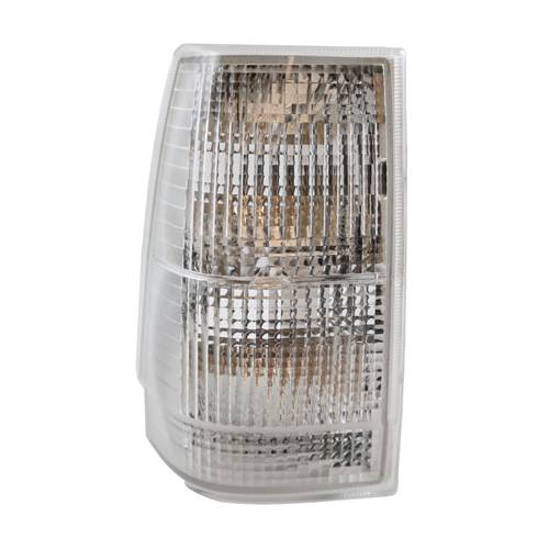 Corner Lamp white 700 84-89 RH in the group Volvo / 740/760/780 / Electrical components / Flasher / Flasher front 740 1988-89 at VP Autoparts AB (1392416W)