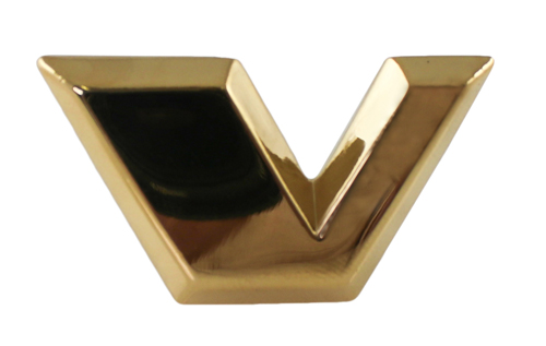 Letter V Amazon/1800 gold in the group Volvo / Amazon / Body / Emblem / Emblems Amazon B18 at VP Autoparts AB (658789)