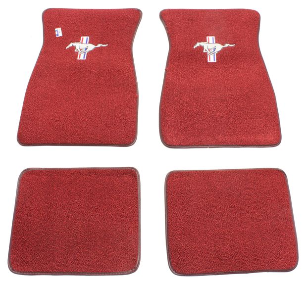 Carpet set 4pc textile  w. logo dark red in the group Ford/Mercury / Ford Mustang 65-73 / Interior / Mats/carpets / Floormats/carpets / Accessory mats/carpets Mustang at VP Autoparts AB (FM2MR)