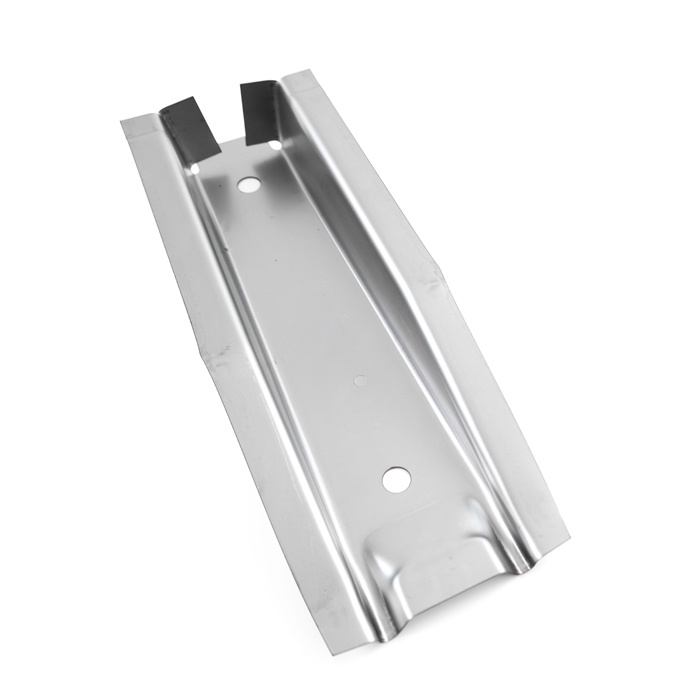 Cross member 140/240 67-93 front outer
