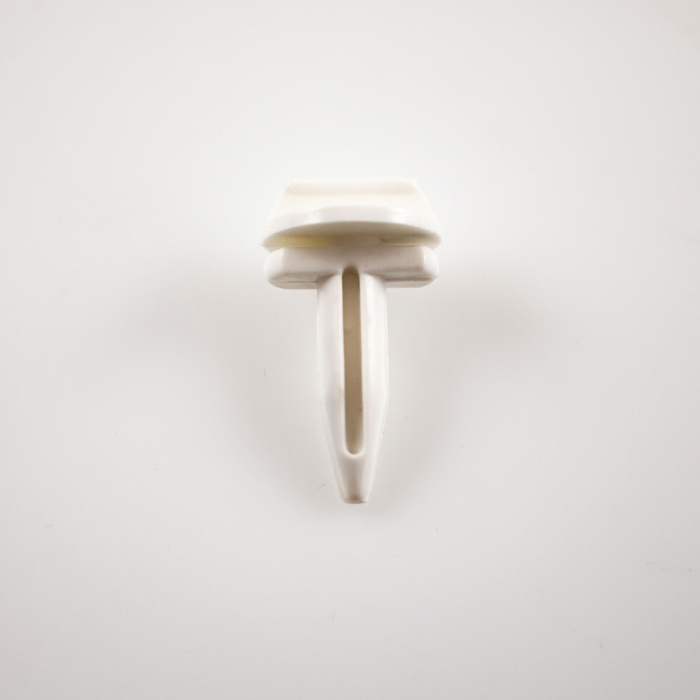 Clips Grill 240/260 81-93 vit