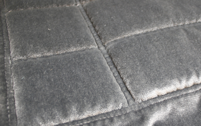 Kl�dsel Baksits 240 -78 gr� plysch