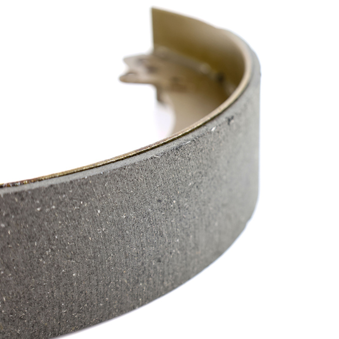 Brake shoes rear 122/1800 w.disc 61-69*
