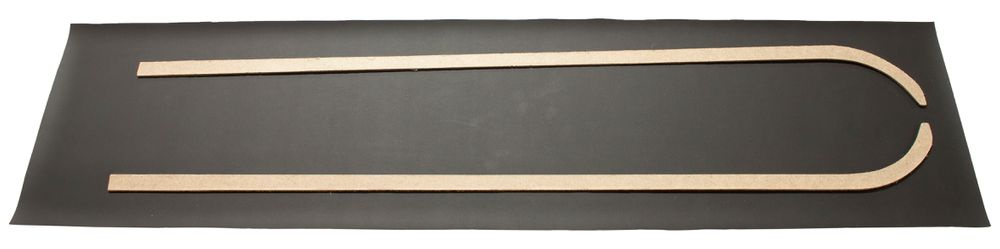 Paneler B-stolpe 544 65-66 svart