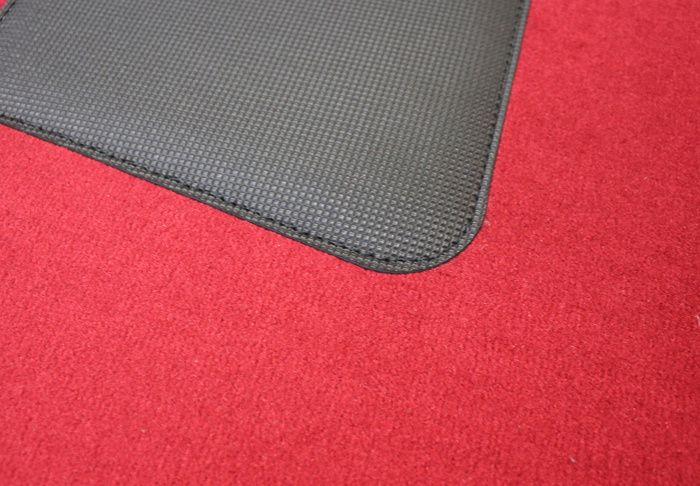 Mattsats 140 -71 med rattv�xel. R�d textil