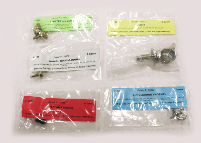 Mounting kit engine comp. Mustang 1972