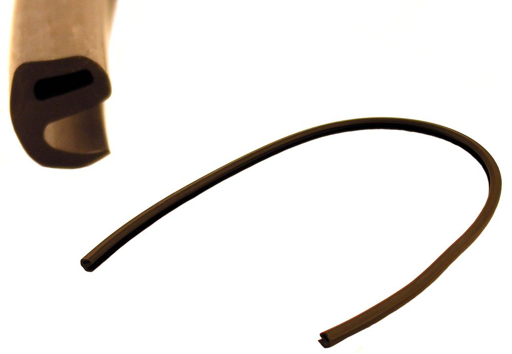 List mellan bakd�rrar Duett