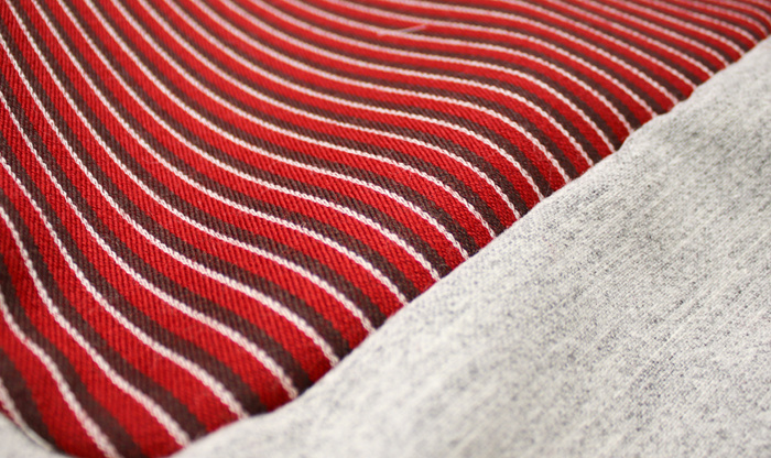 Kl�dsel Baks�te 445 56-57 r�d/gr�