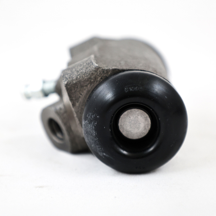 Brake cylinder 6 cylinder 64-73 RHF