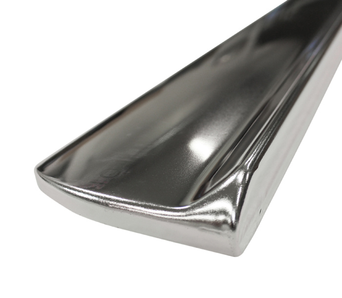 Prydnadslist tr�skel med clips 67-68 V�