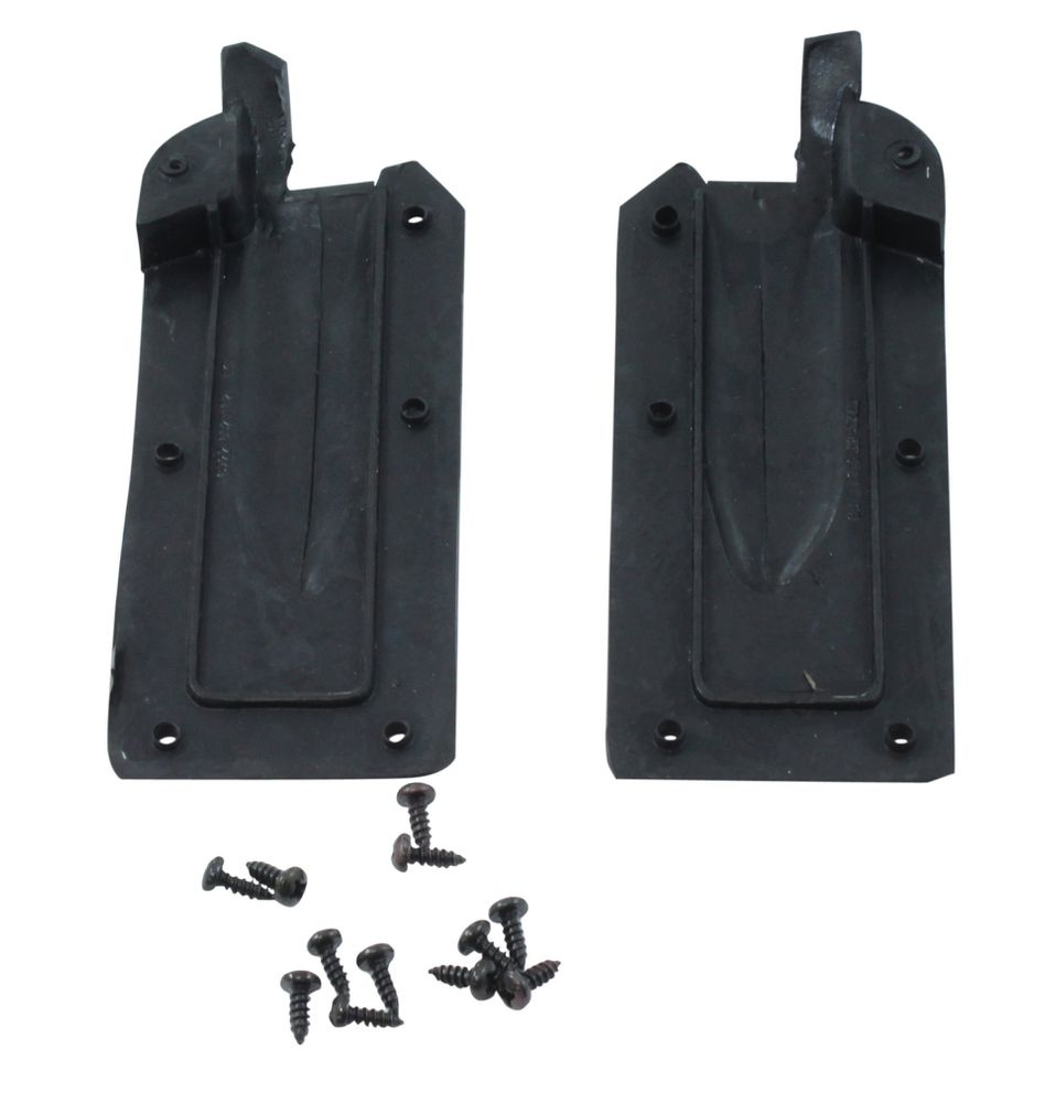 Quarter window to body seal 67-68