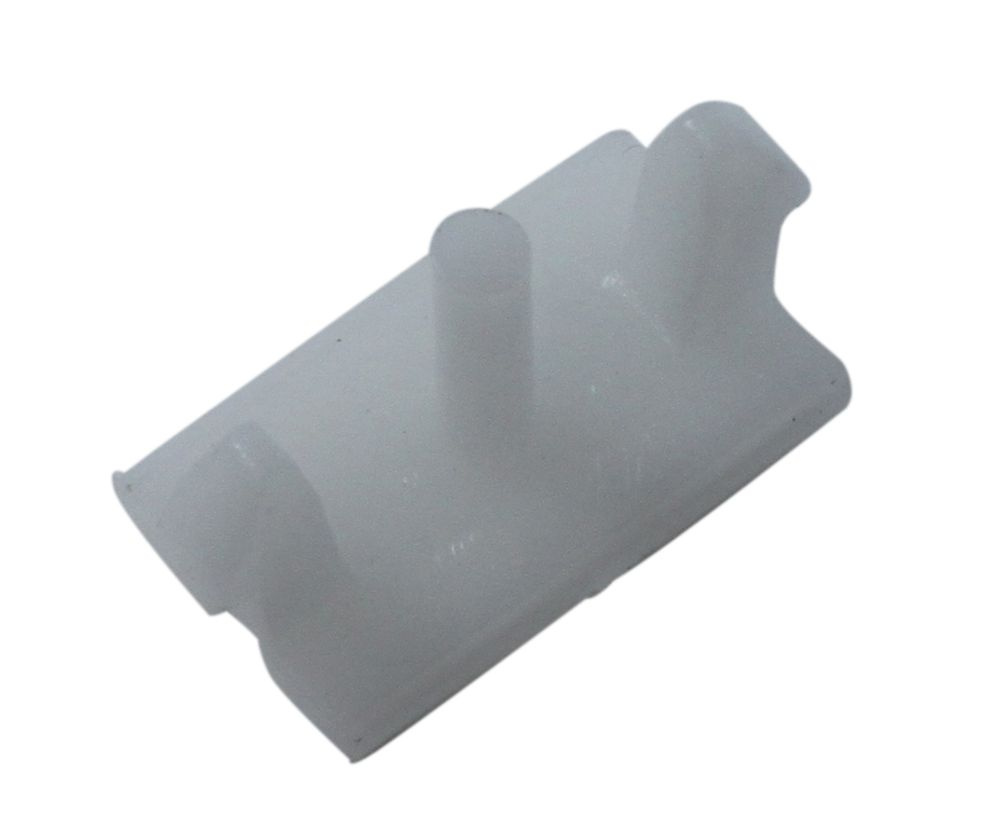 Grille mounting clip 73