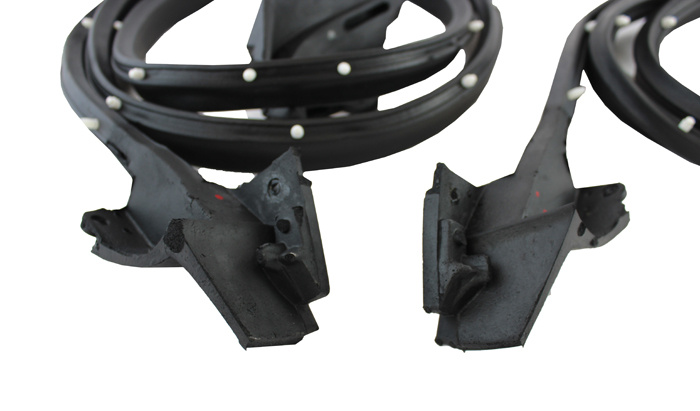 Rubber seal door 1970-81 Camaro/Firebird