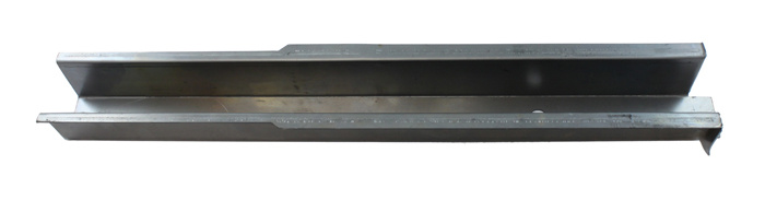 Balk under golv fram CV 64-68