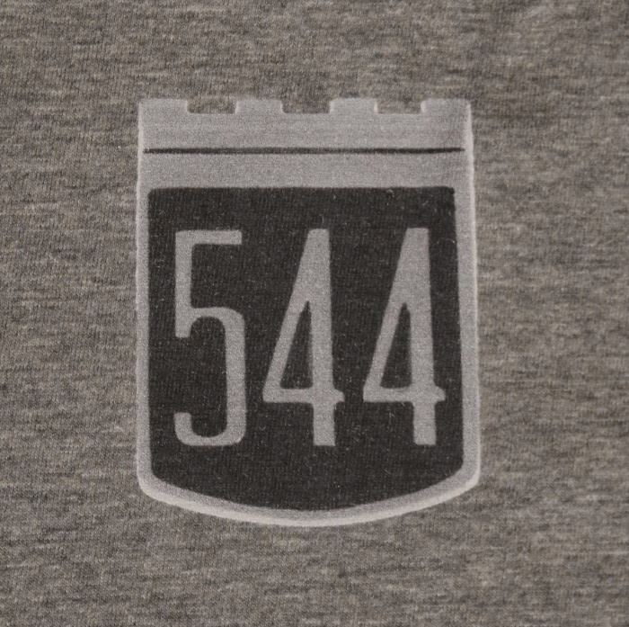T-Shirt dam gr� 544 emblem